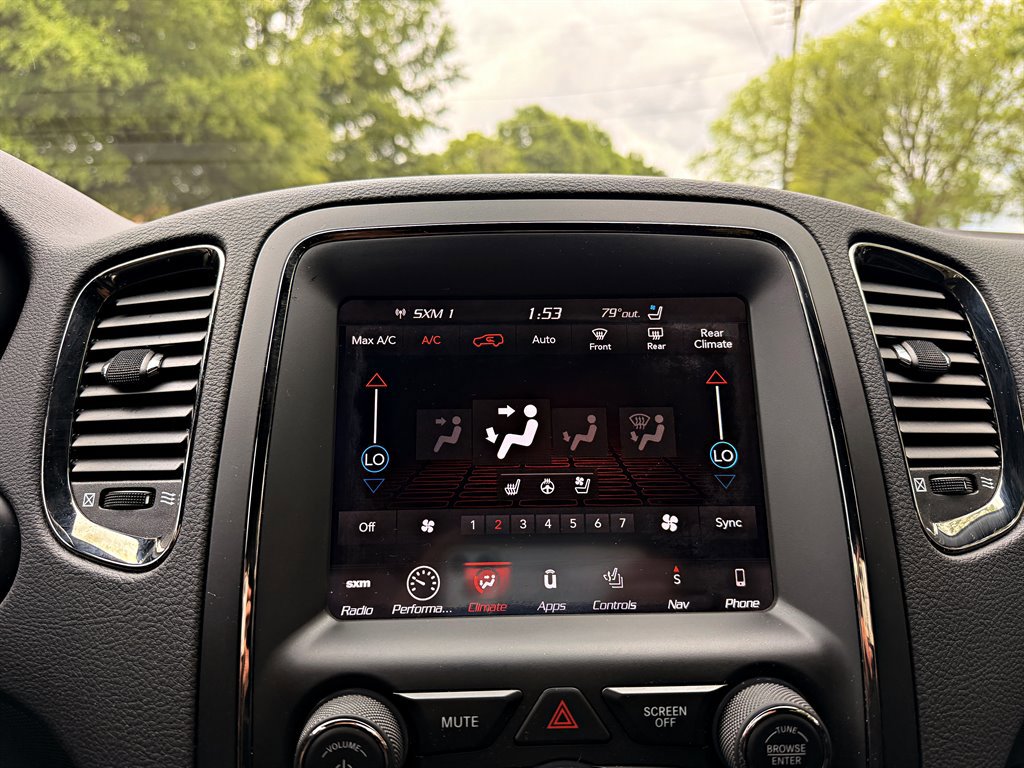Used 2018 Dodge Durango SRT AWD/4WD image 15