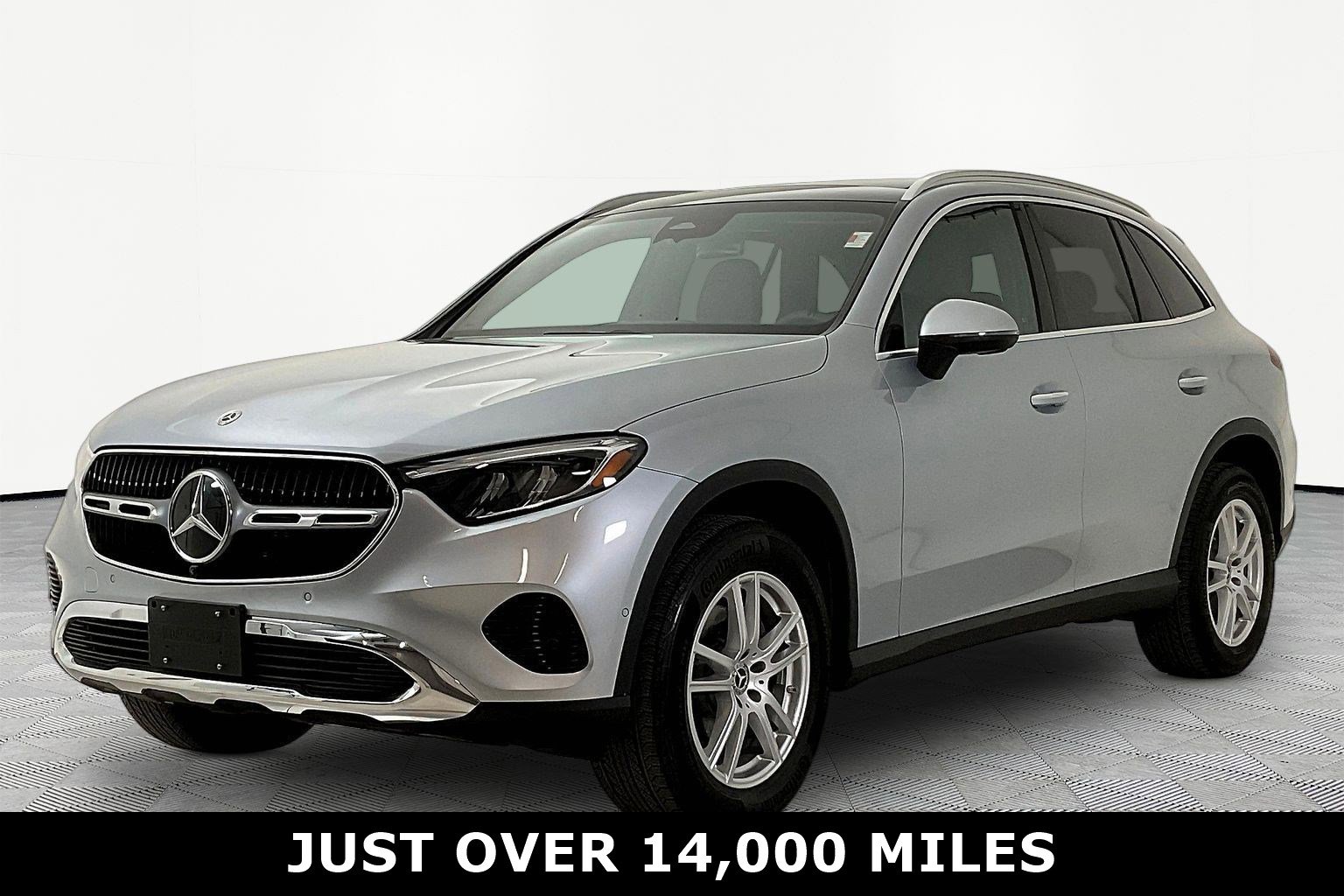 Certified 2025 Mercedes-Benz GLC 300 4MATIC image 1