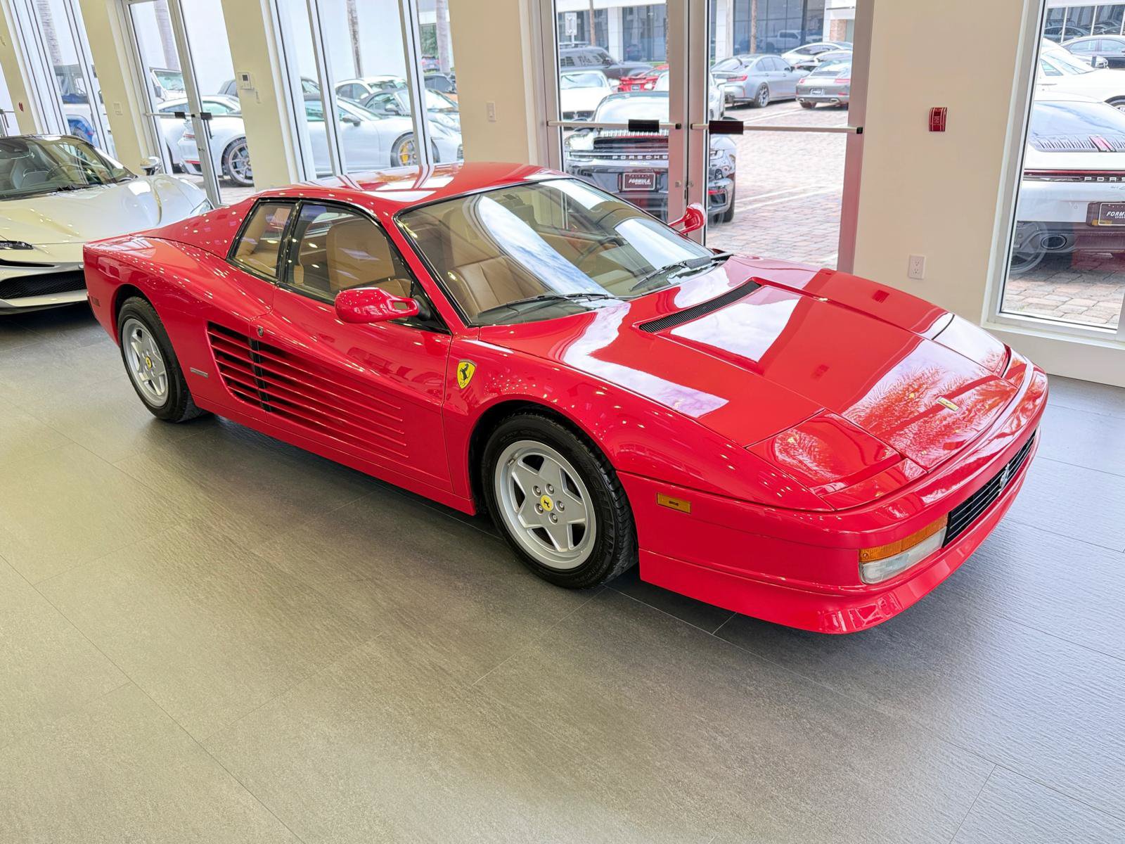 Used 1990 Ferrari Testarossa RWD image 14