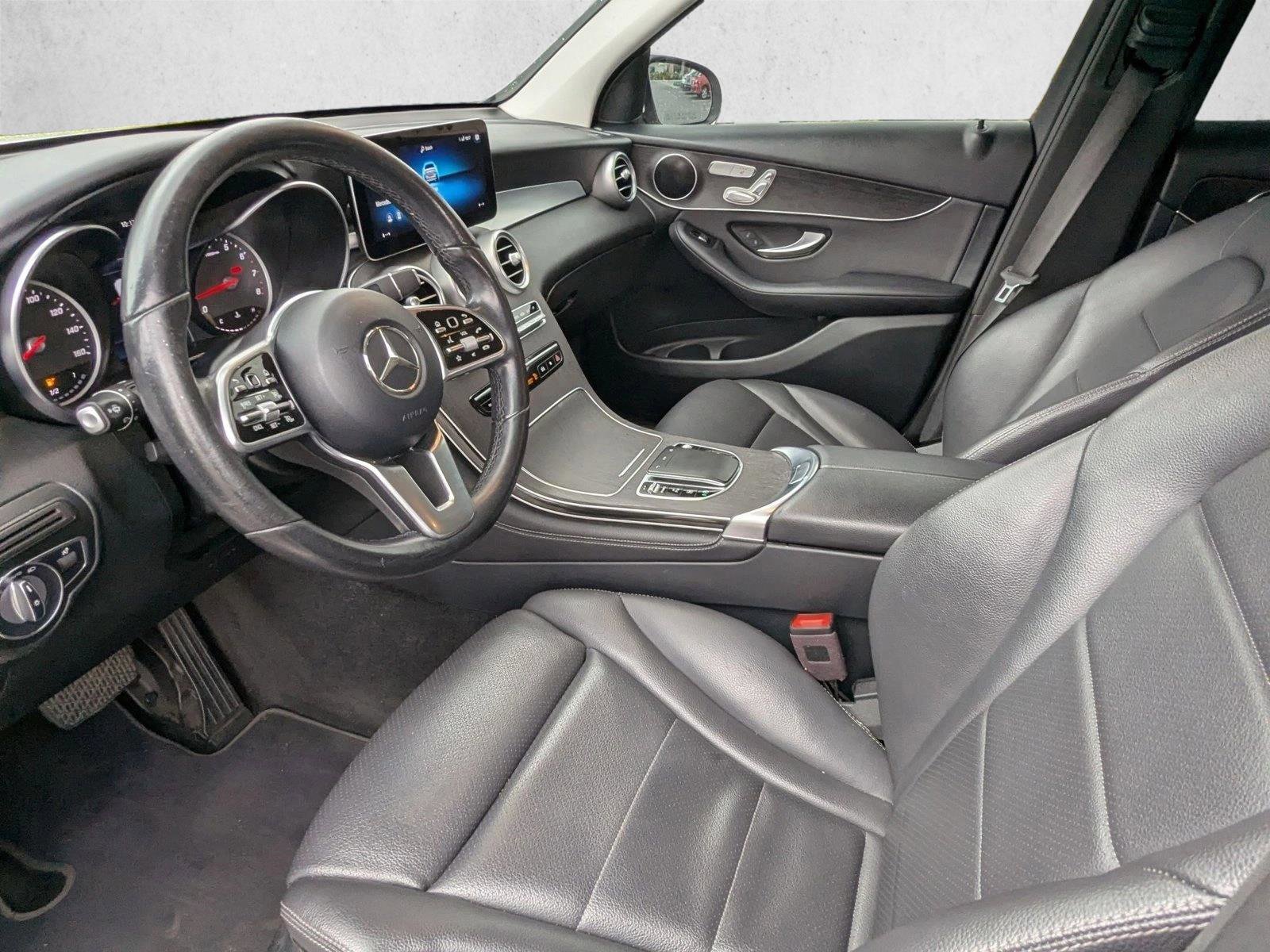 Used 2021 Mercedes-Benz GLC 300 image 15