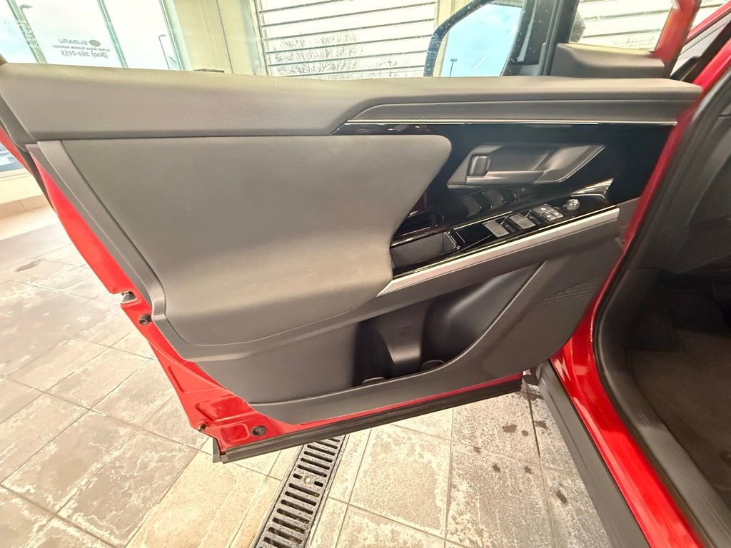 Used 2023 Subaru Solterra AWD image 34