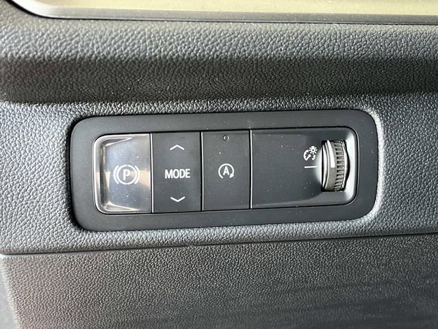 New 2026 Chevrolet Traverse LT w/ Sun and Wheel Package FWD image 27