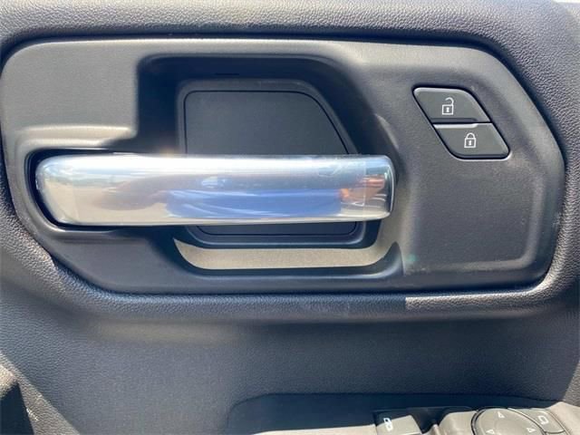New 2025 GMC Sierra 2500 Pro w/ Convenience Package RWD image 13