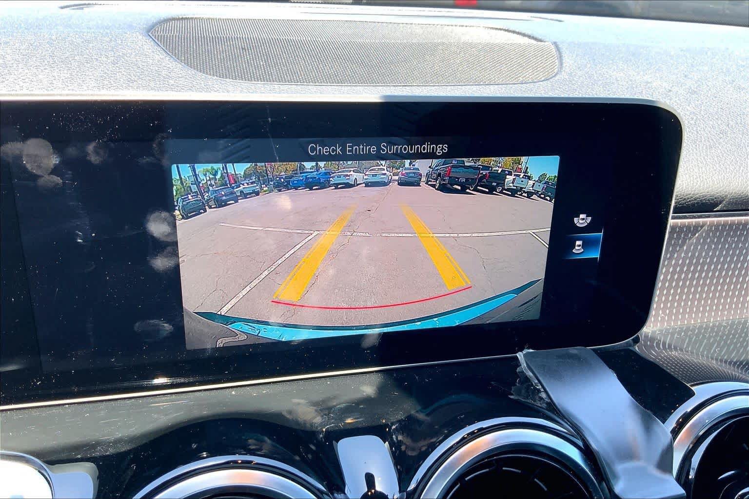 Used 2021 Mercedes-Benz GLB 250 4MATIC image 25