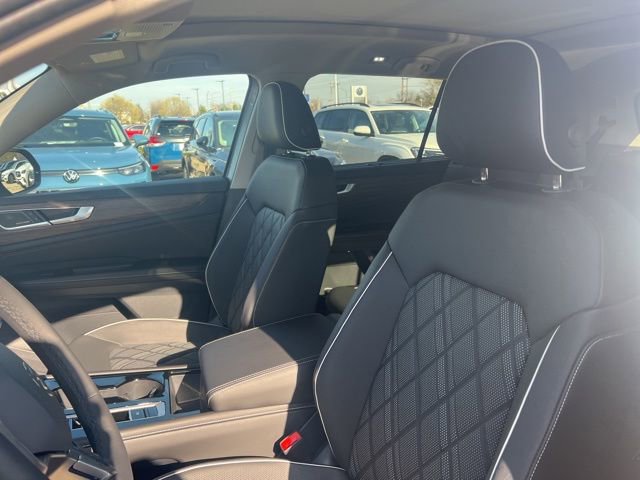 New 2026 Volkswagen Atlas SEL Premium R-Line image 7