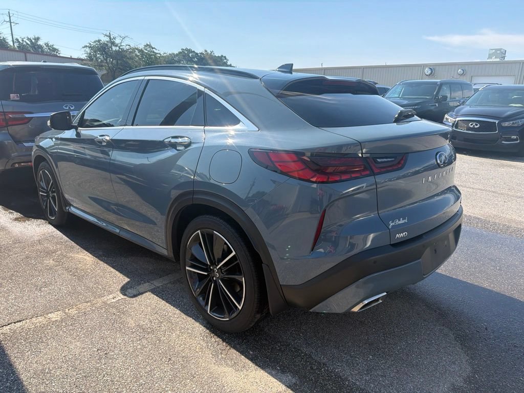 Certified 2022 INFINITI QX55 Luxe w/ Cargo Package AWD/4WD image 2