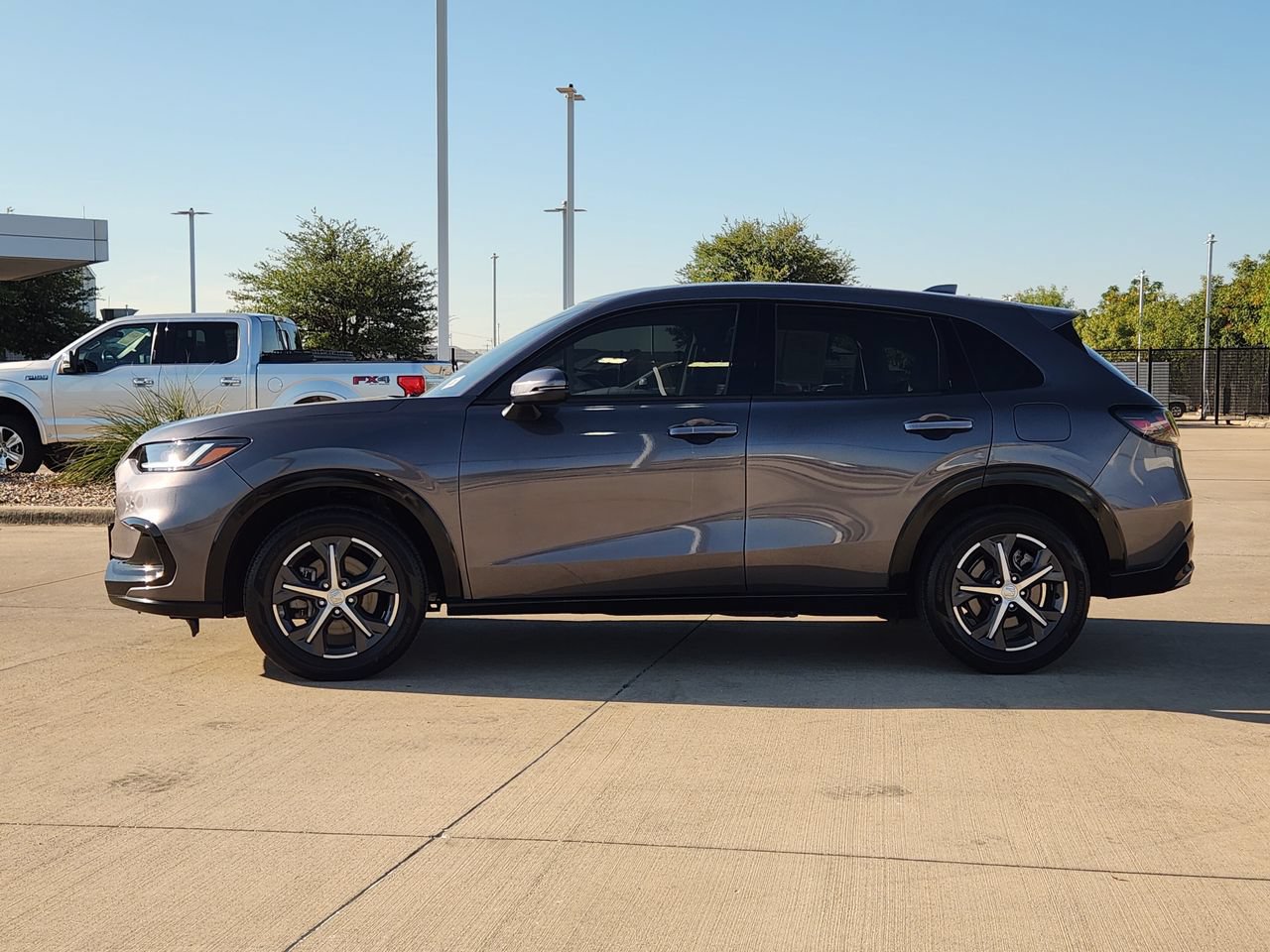 Certified 2024 Honda HR-V EX-L image 4