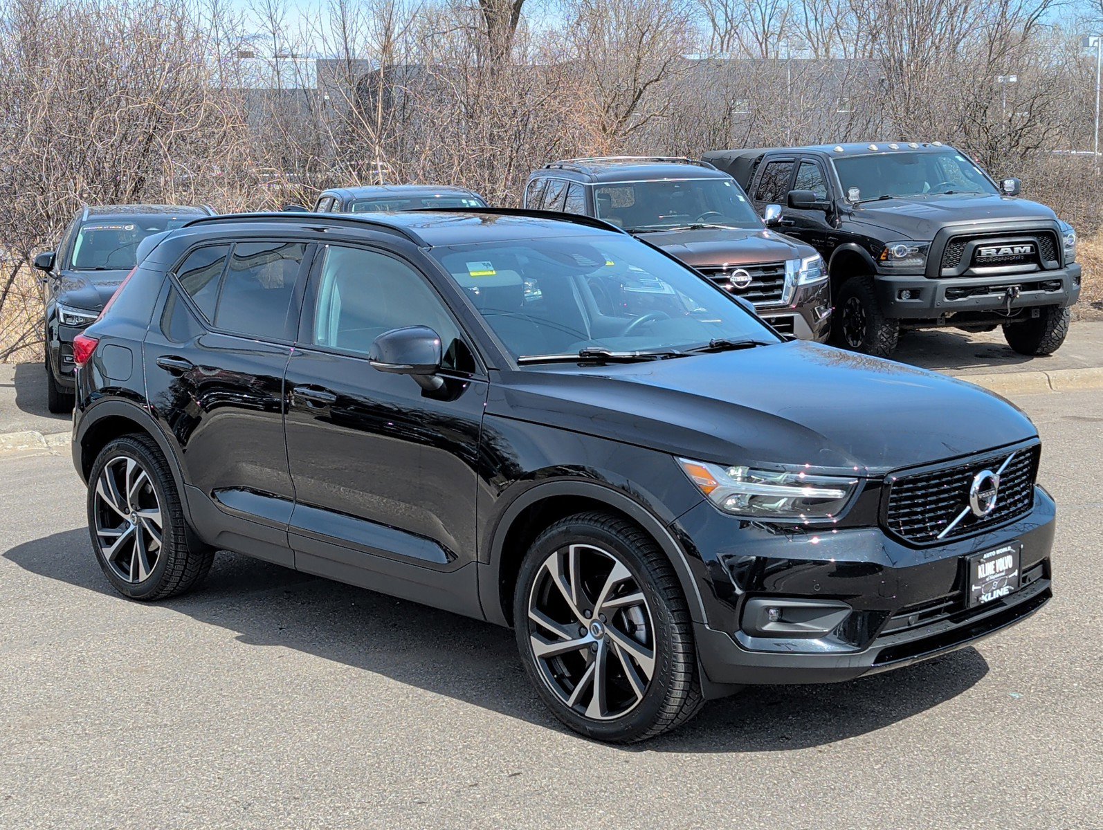 Used 2022 Volvo XC40 T5 R-Design image 49