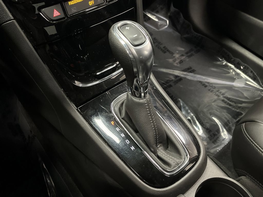 Used 2019 Buick Encore Essence w/ Safety Package II image 21