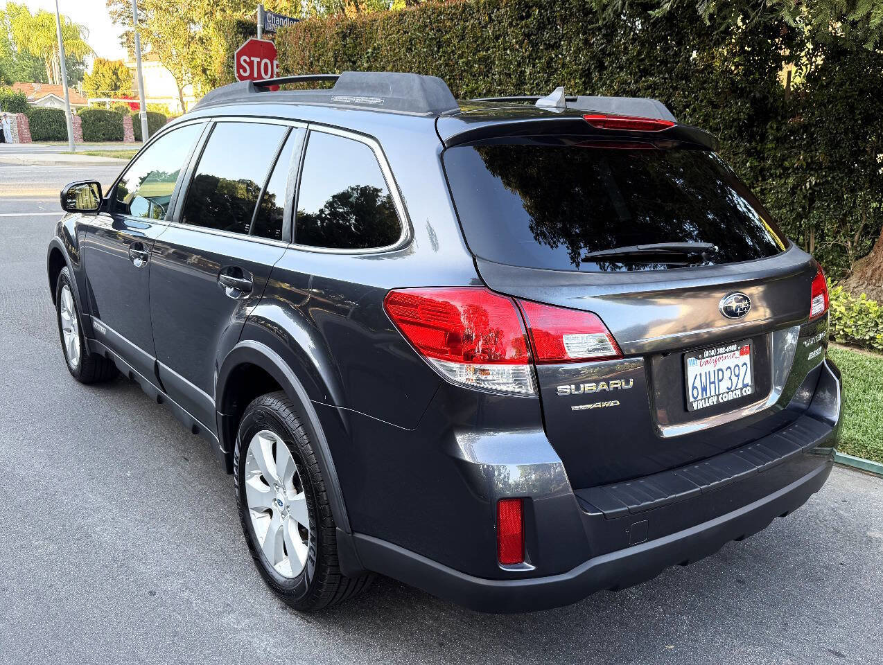 Used 2012 Subaru Outback 2.5i Limited AWD/4WD image 5