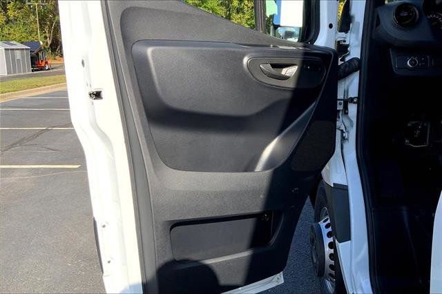 New 2026 Mercedes-Benz Sprinter 144 Cargo image 9