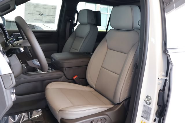 New 2026 GMC Yukon XL Elevation w/ Elevation Premium Package AWD/4WD image 15