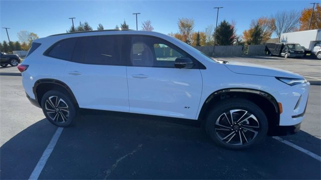 New 2025 Buick Enclave Sport Touring w/ Power Package image 3