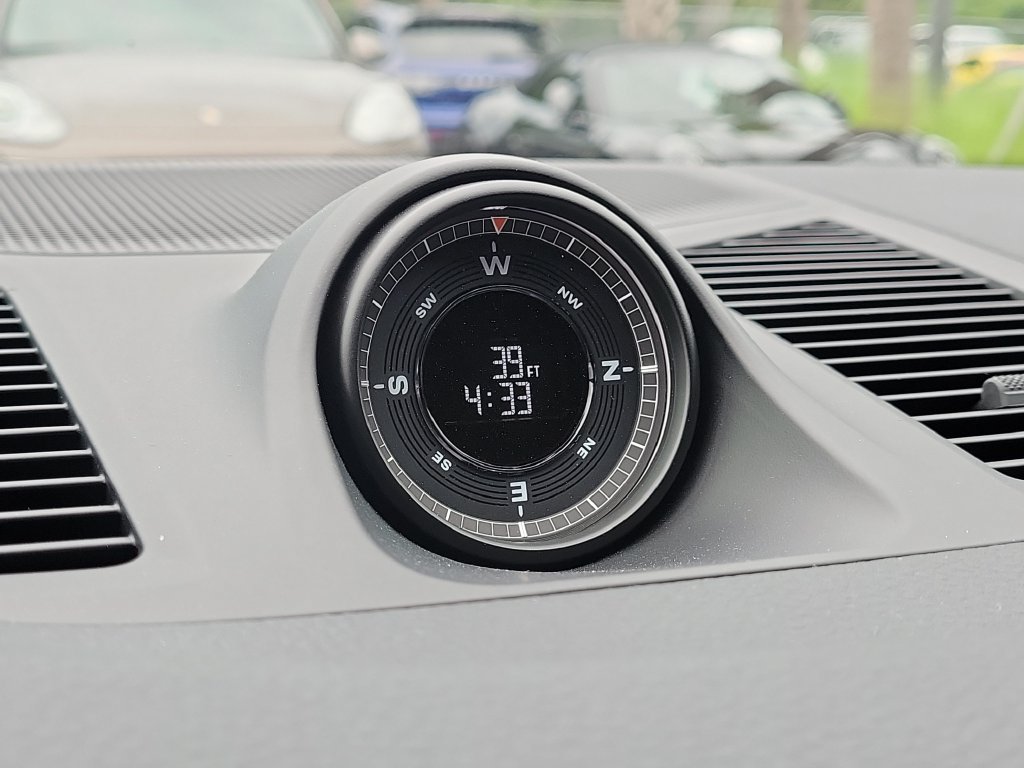 Certified 2026 Porsche Cayenne AWD/4WD image 29