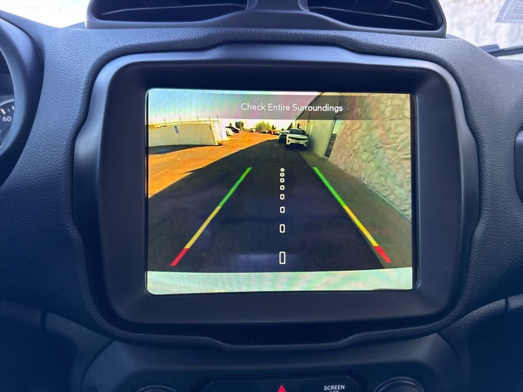 Used 2023 Jeep Renegade Latitude image 17