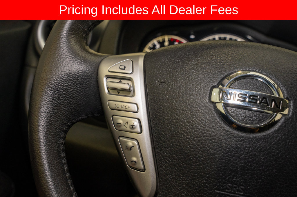 Used 2015 Nissan Versa Note SV FWD image 16
