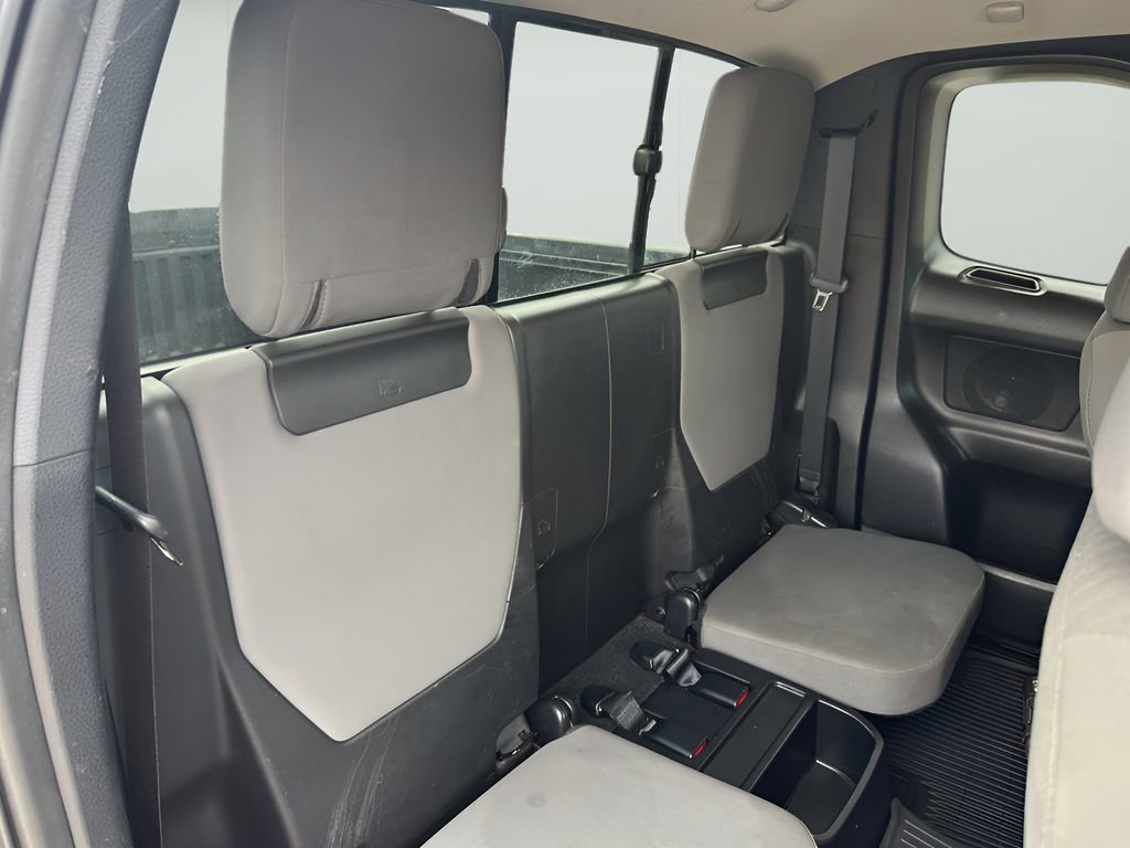 Used 2020 Toyota Tacoma SR w/ SX Package image 29