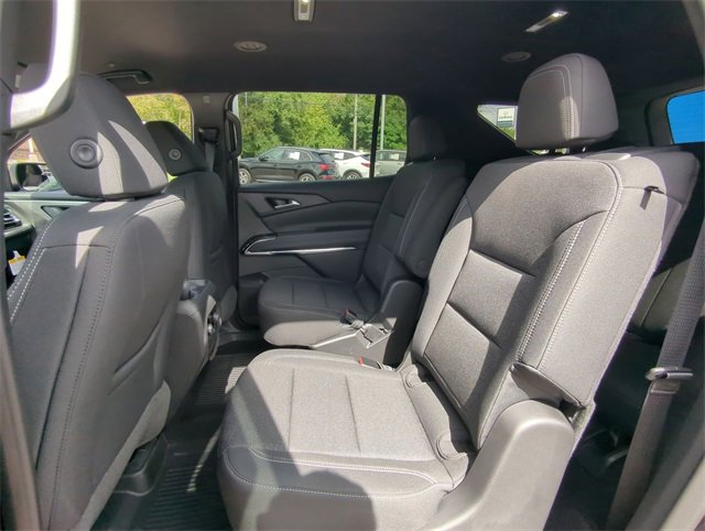 New 2026 Chevrolet Traverse LT w/ LPO, Floor Liner Package image 25