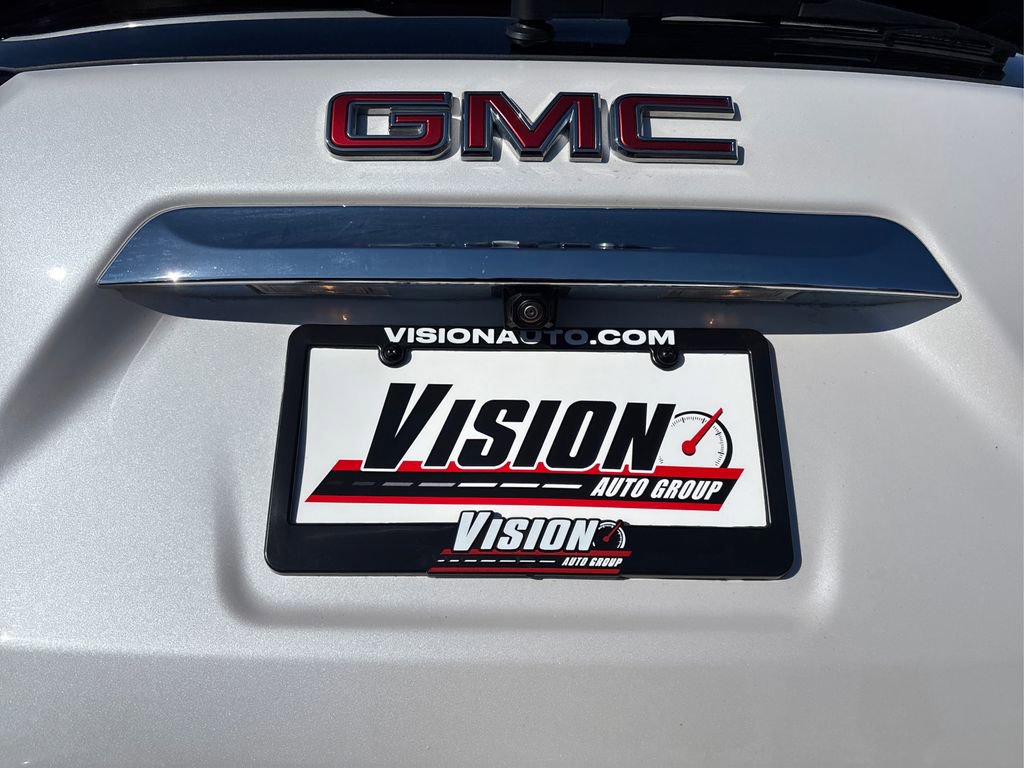 Used 2022 GMC Terrain Denali w/ Denali Premium Package AWD/4WD image 16