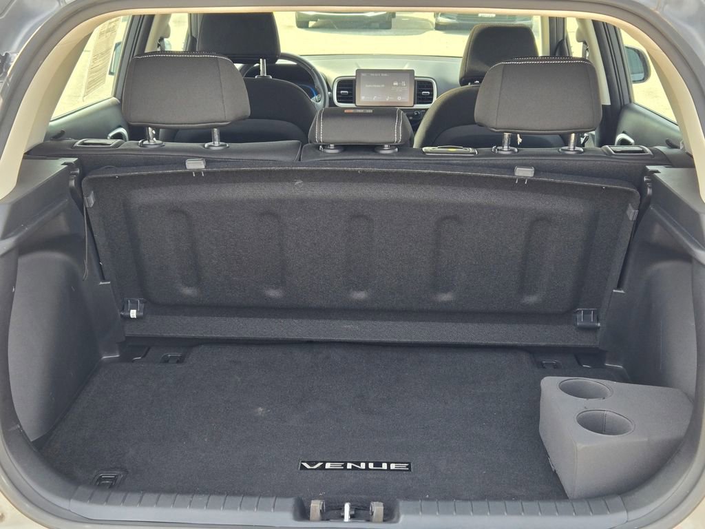 Used 2023 Hyundai Venue SEL image 20