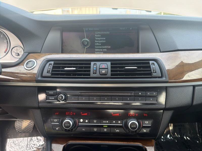 Used 2011 BMW 528i Sedan RWD image 26