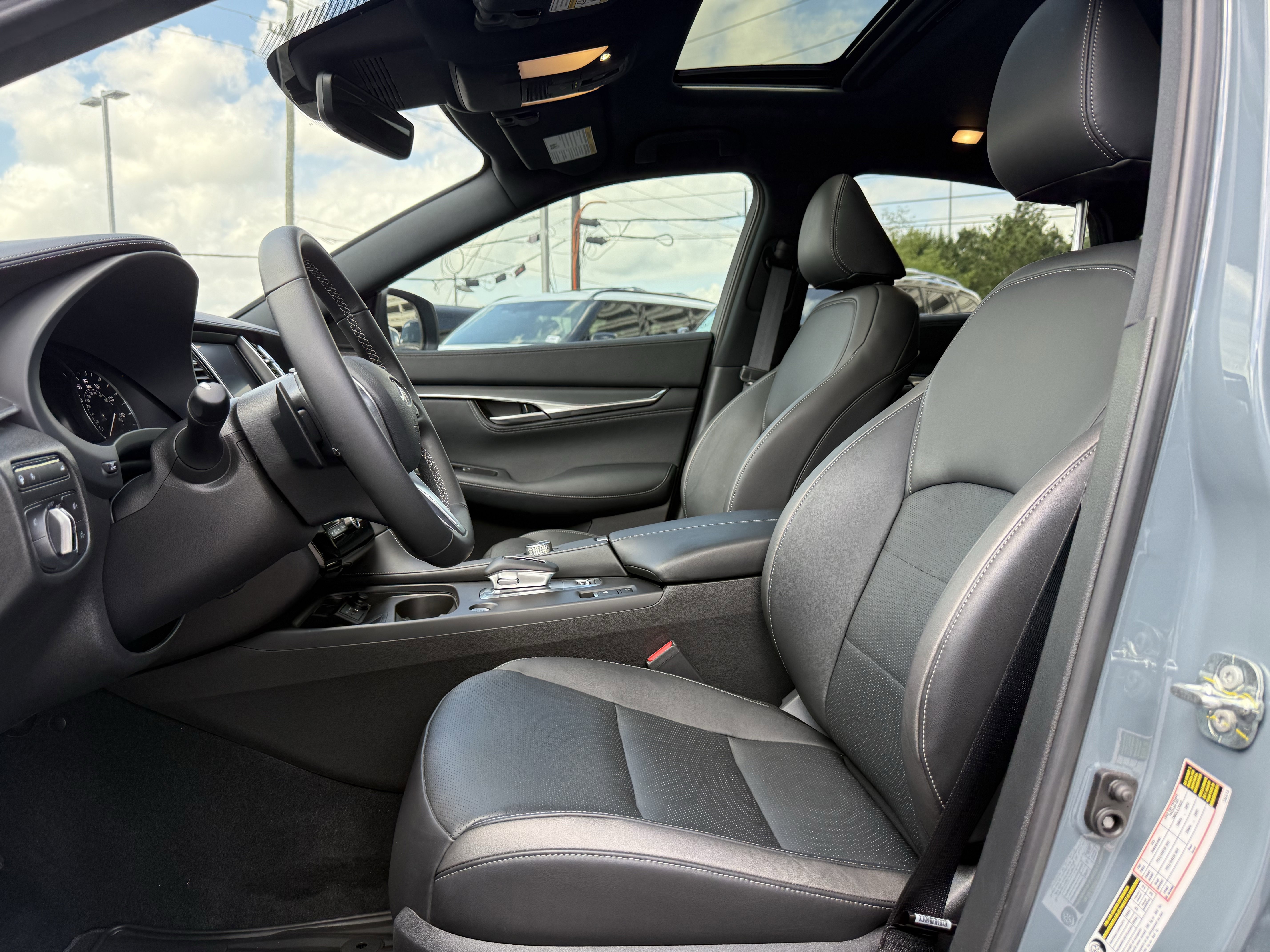 Certified 2025 INFINITI QX55 Luxe w/ Cargo Package AWD/4WD image 12