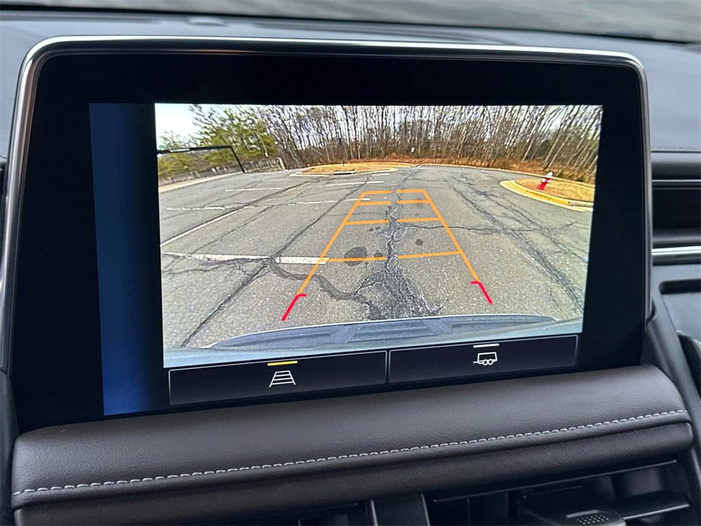 Used 2023 Chevrolet Suburban LT image 26