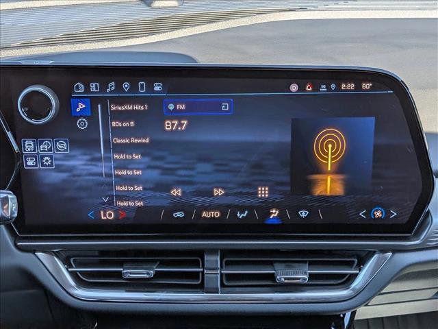Used 2025 Chevrolet Equinox EV LT FWD image 11