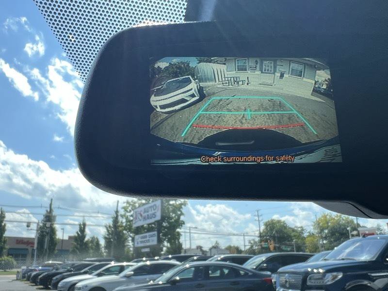 Used 2018 Toyota C-HR XLE FWD image 13
