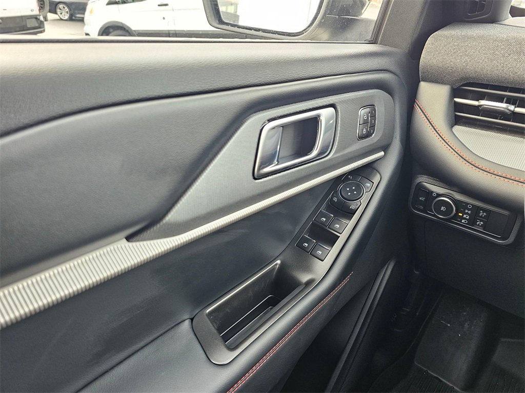 New 2026 Ford Explorer ST image 28