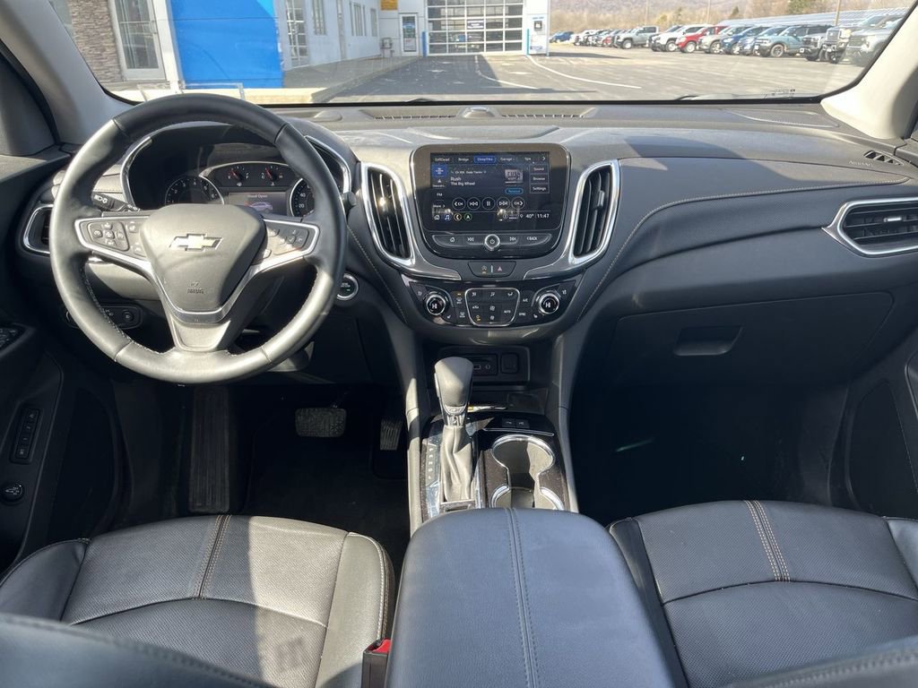Used 2023 Chevrolet Equinox Premier image 19