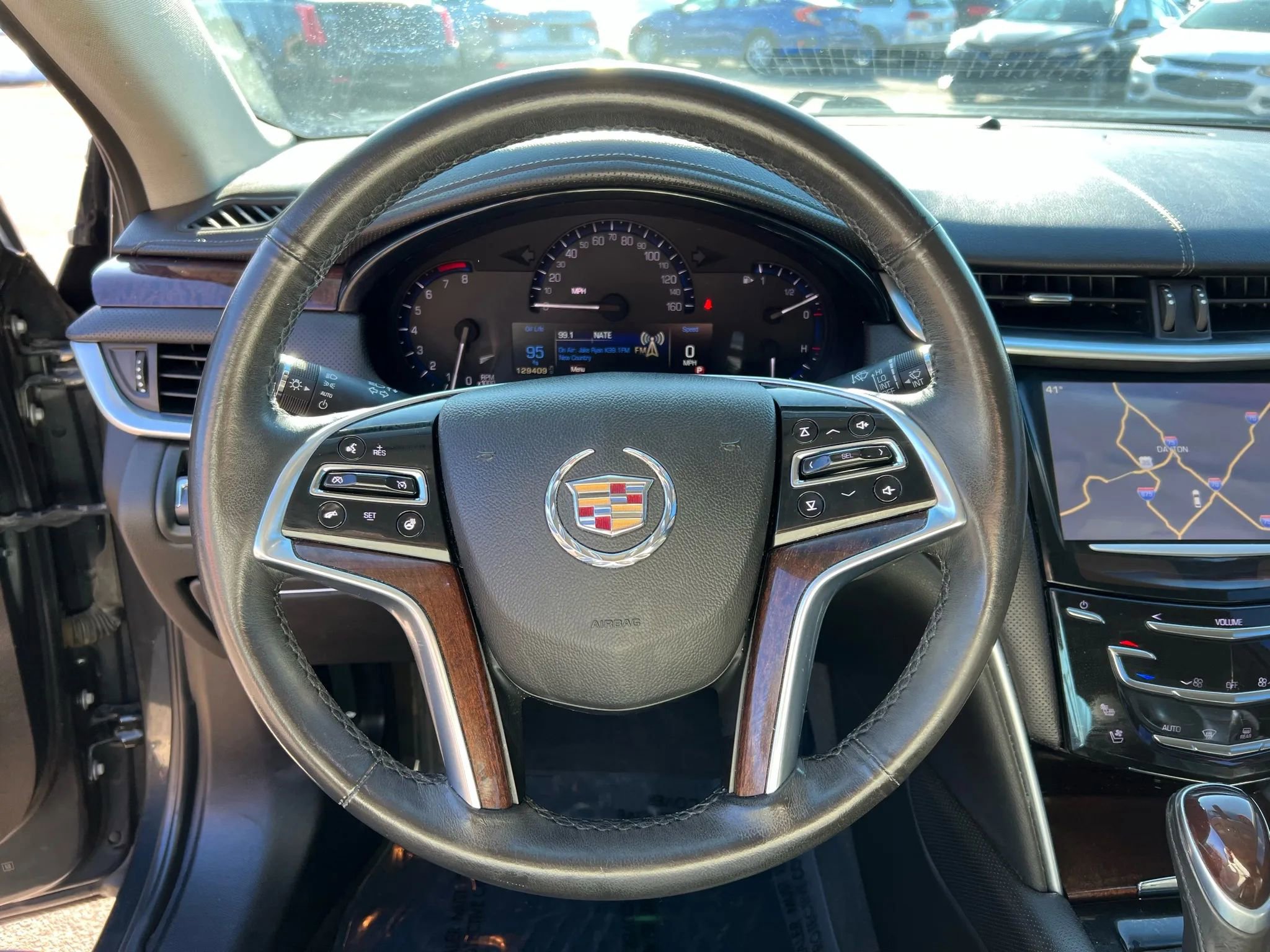 Used 2013 Cadillac XTS Luxury image 11