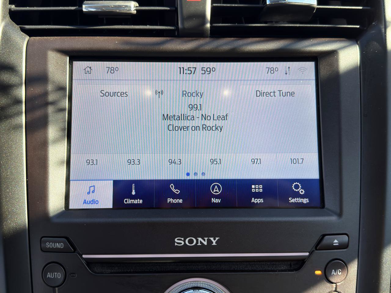 Used 2020 Ford Fusion Titanium AWD/4WD image 13
