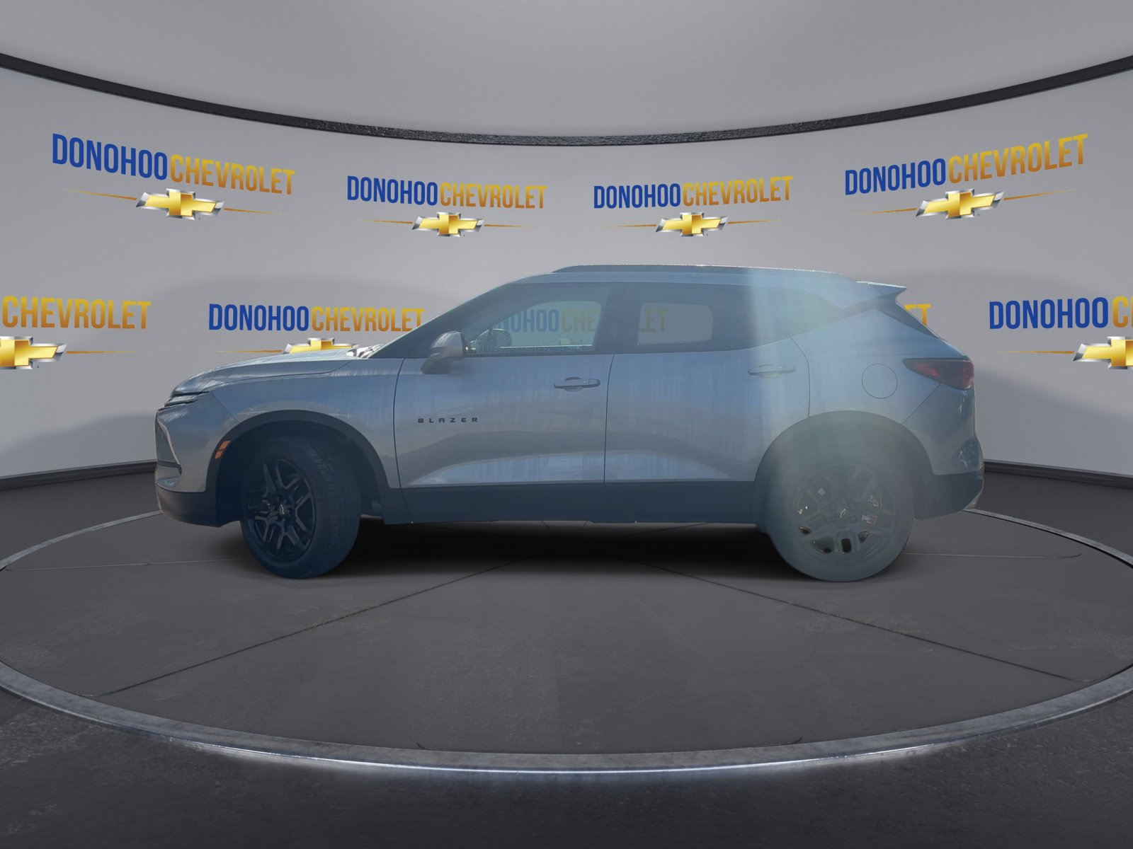 Used 2025 Chevrolet Blazer LT w/ Convenience Package image 8