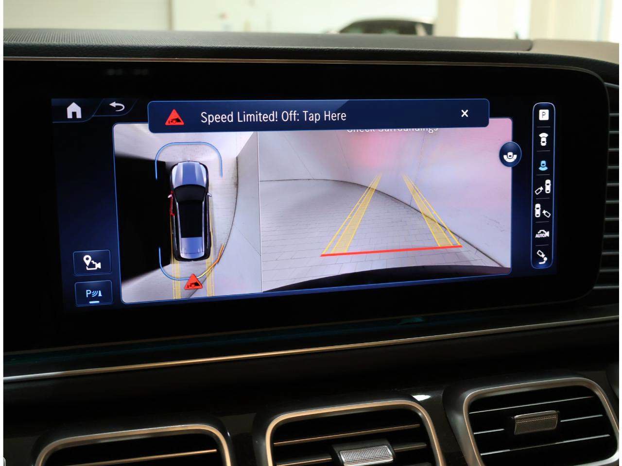Used 2024 Mercedes-Benz GLS 450 4MATIC image 18