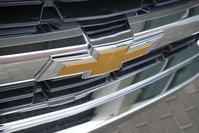 Used 2018 Chevrolet Silverado 1500 LT w/ Max Trailering Package AWD/4WD image 14