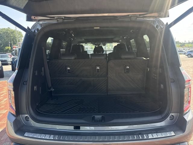 Used 2025 Nissan Armada PRO-4X w/ Pro-4X Premium Package AWD/4WD image 28