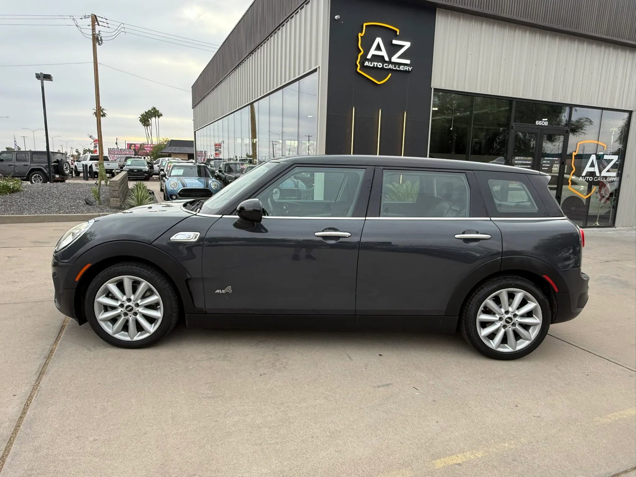 Used 2017 MINI Cooper Clubman S AWD/4WD image 16