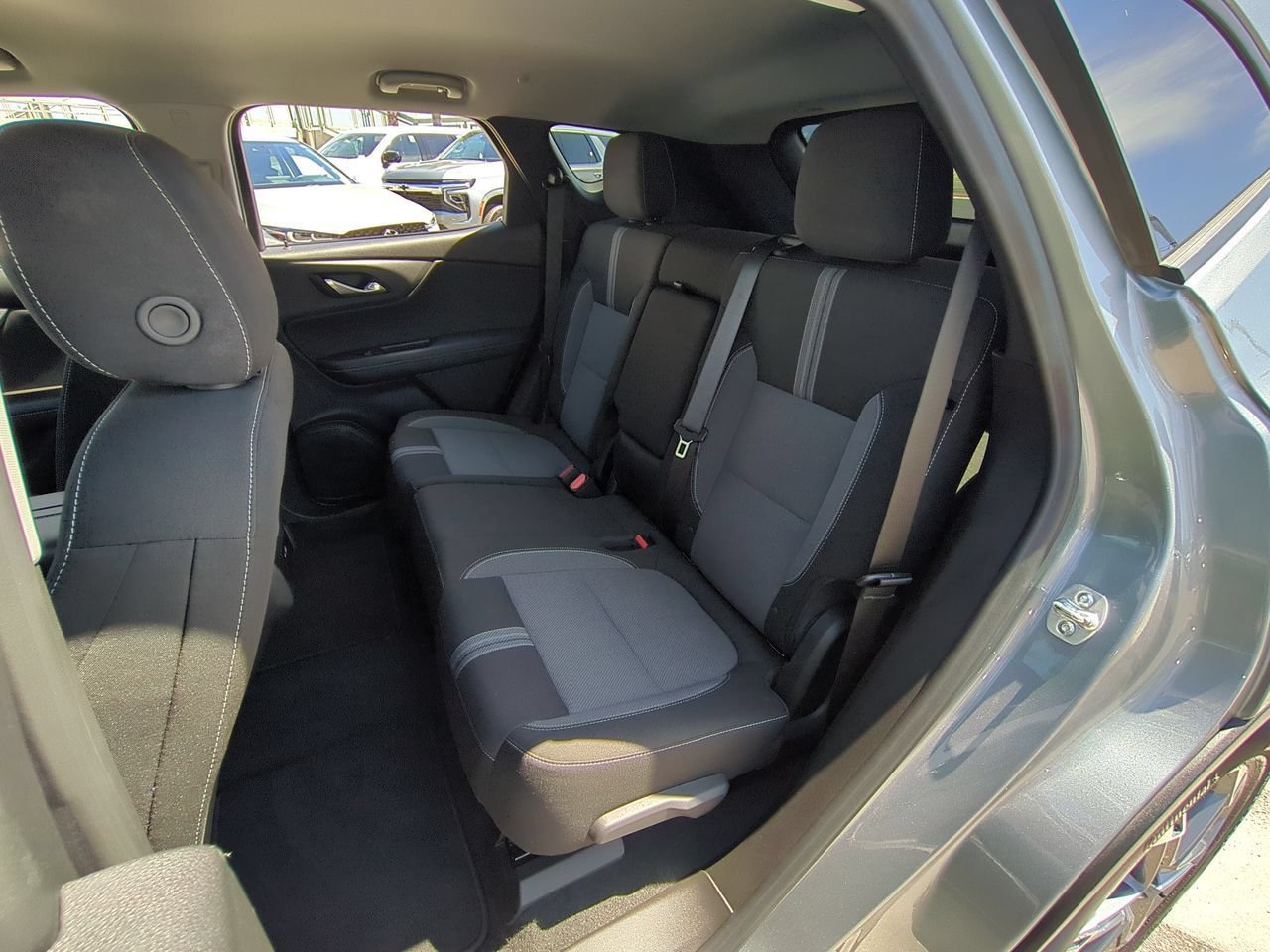 Used 2025 Chevrolet Blazer LT AWD/4WD image 23