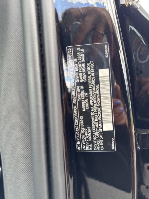 Certified 2025 Volvo XC90 B6 Plus AWD/4WD image 28