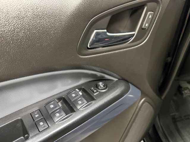 Used 2018 Chevrolet Colorado Z71 w/ Z71 Midnight Edition AWD/4WD image 17