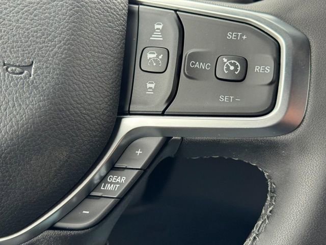 New 2025 RAM 3500 Big Horn AWD/4WD image 16