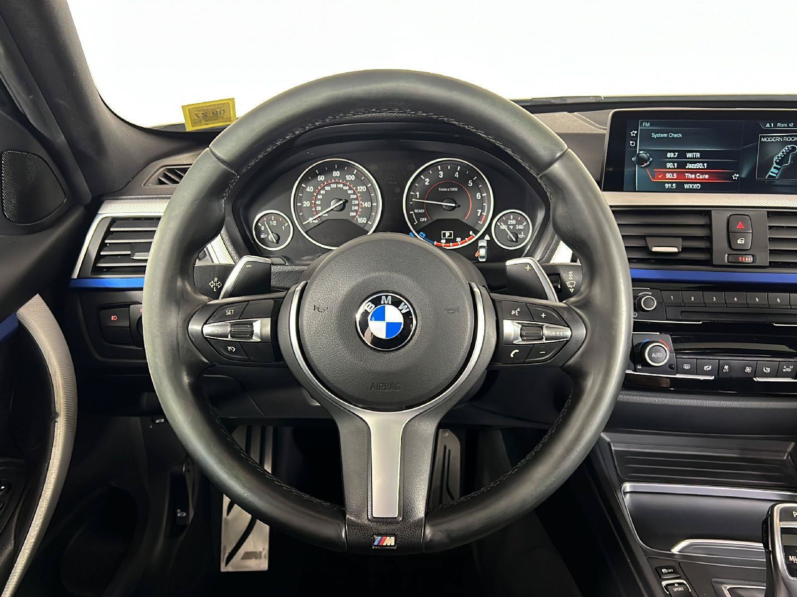 Used 2017 BMW 330i xDrive Sedan AWD/4WD image 17