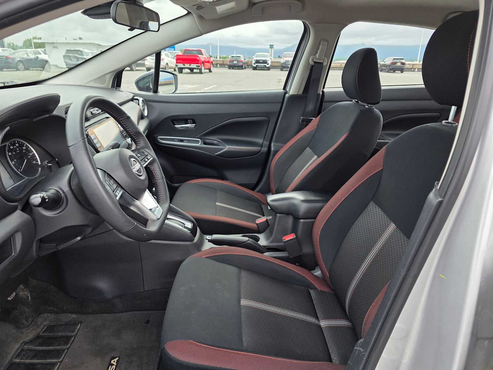 Used 2024 Nissan Versa SR FWD image 20