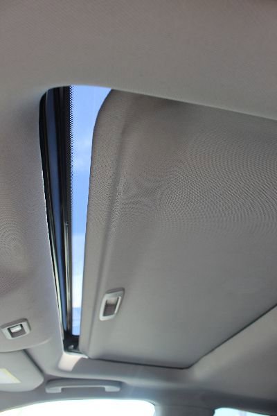 Used 2019 Nissan Pathfinder SL image 17