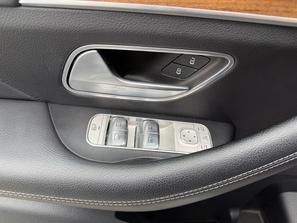 Used 2024 Mercedes-Benz GLS 450 4MATIC image 38