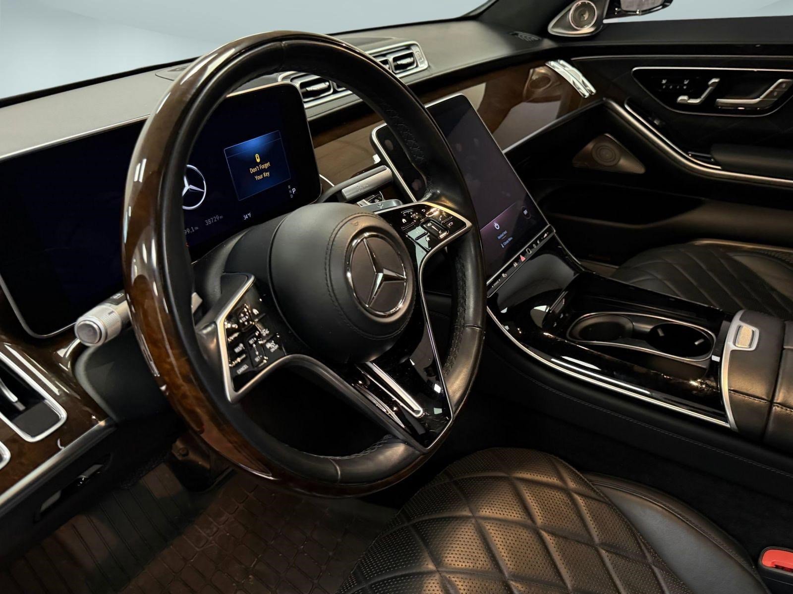 Used 2021 Mercedes-Benz S 580 4MATIC Sedan image 4