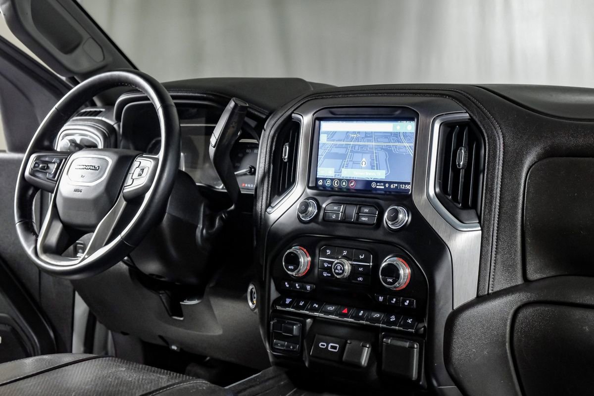 Used 2023 GMC Sierra 3500 Denali w/ Denali Ultimate Package AWD/4WD image 23