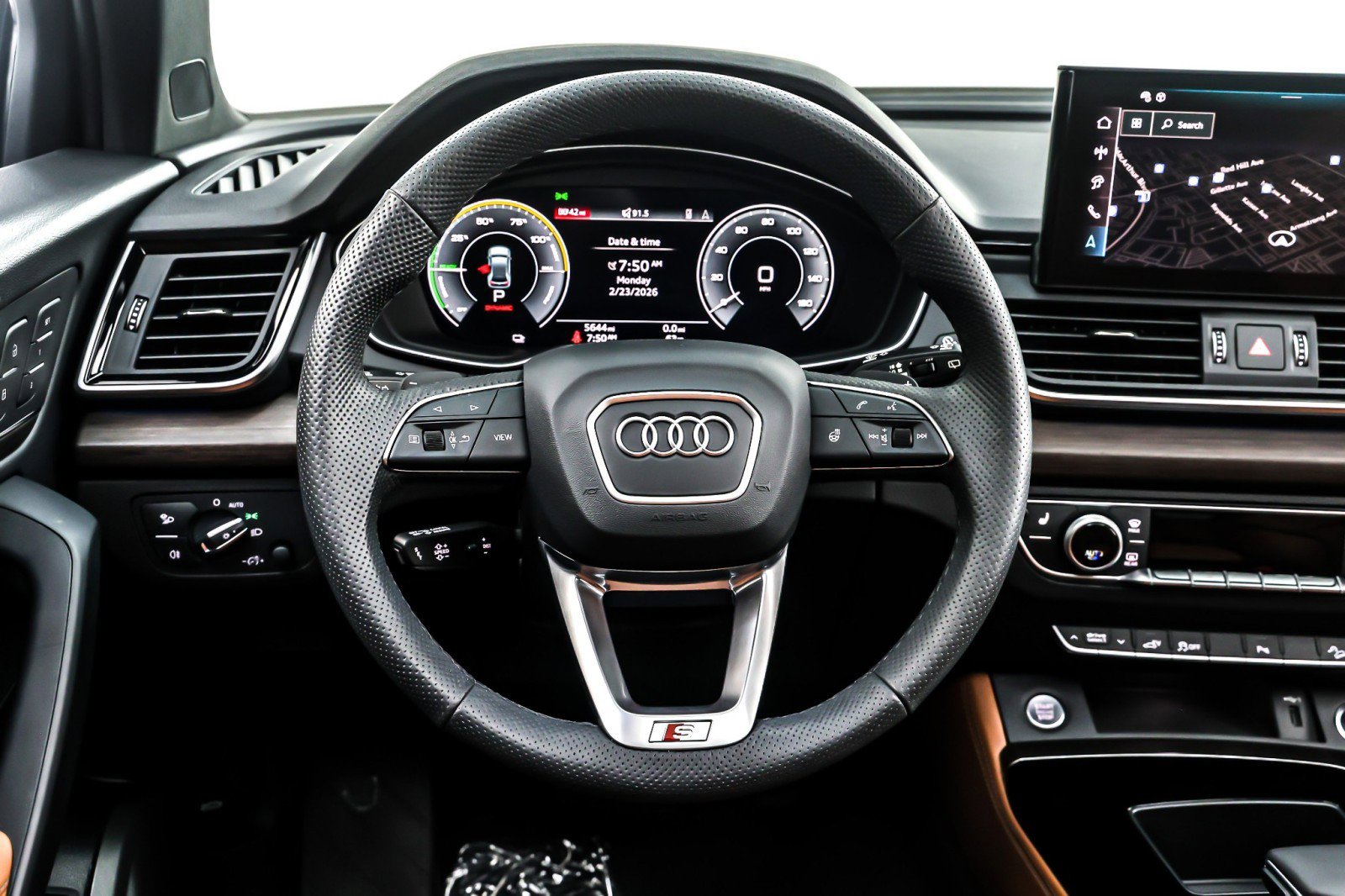 Used 2025 Audi Q5 e Premium Plus image 19