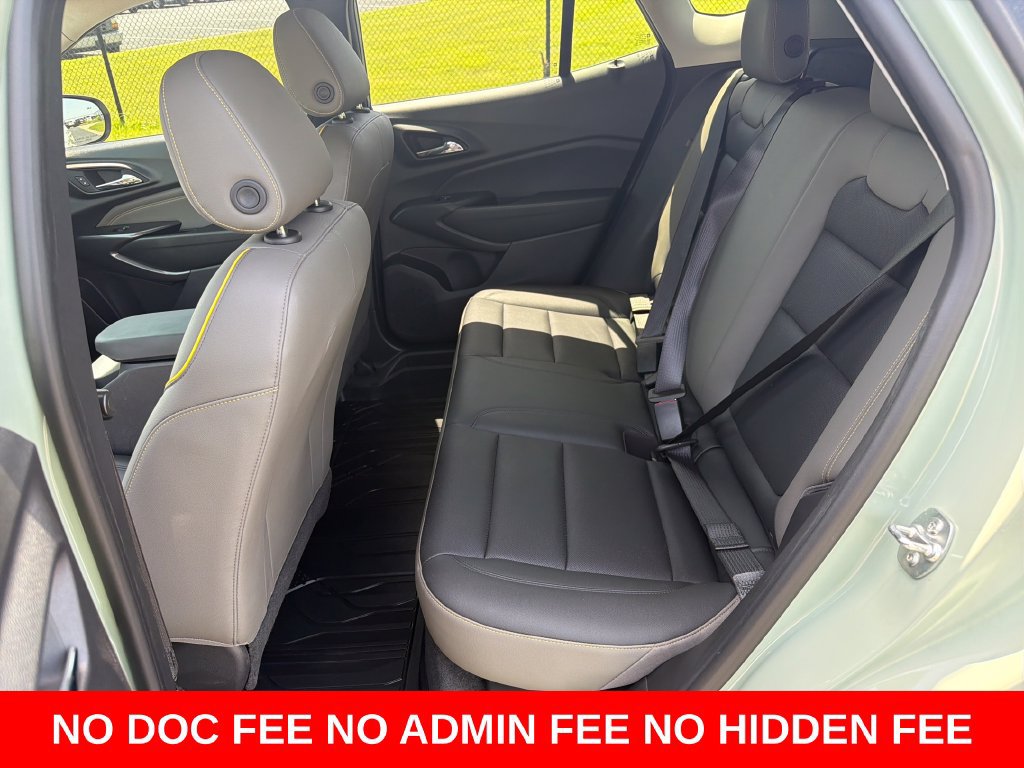 Used 2025 Chevrolet Trax ACTIV w/ Driver Confidence Package FWD image 25